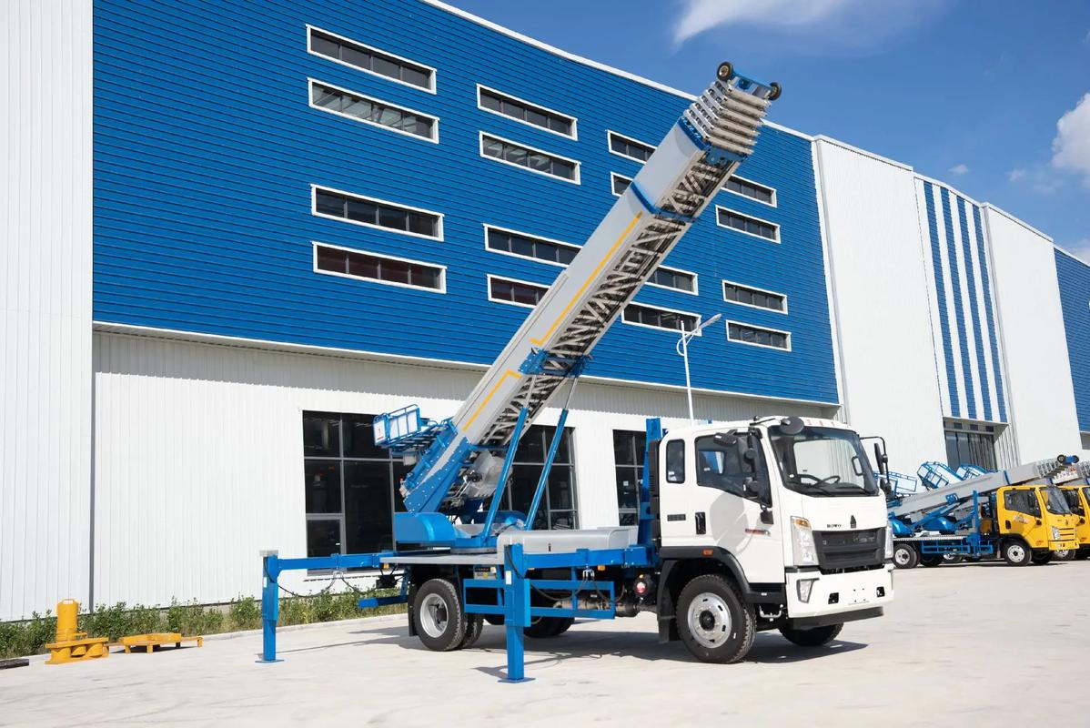 丹江口小型云梯车上料车租赁多少钱