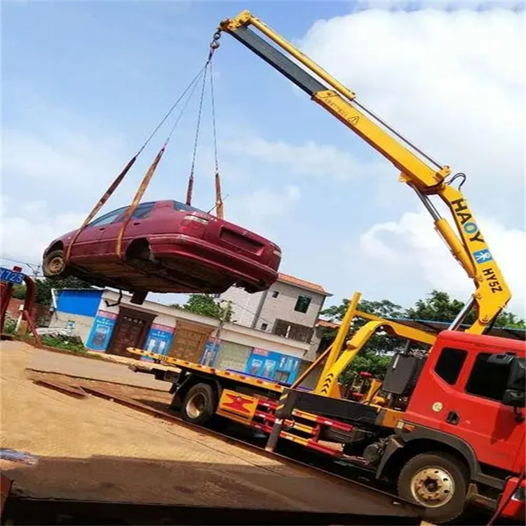 丹江口吊车救援小汽车怎么吊